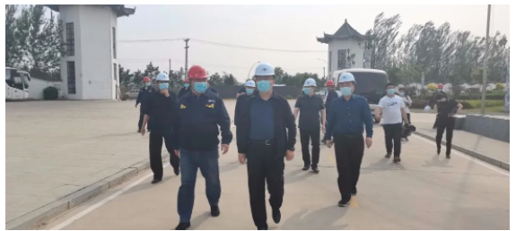 李大為一行到朝陽(yáng)黑貓公司調(diào)研