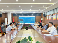 勐臘縣農(nóng)墾集團(tuán)與兩大企業(yè)簽約，共促橡膠產(chǎn)業(yè)創(chuàng)新發(fā)展